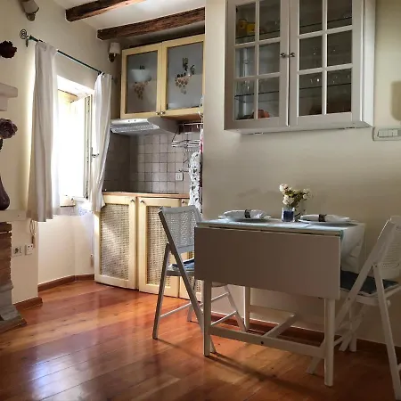 Studio Delmonte Apartment Rovinj