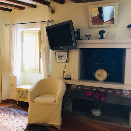 Studio Delmonte Apartment *